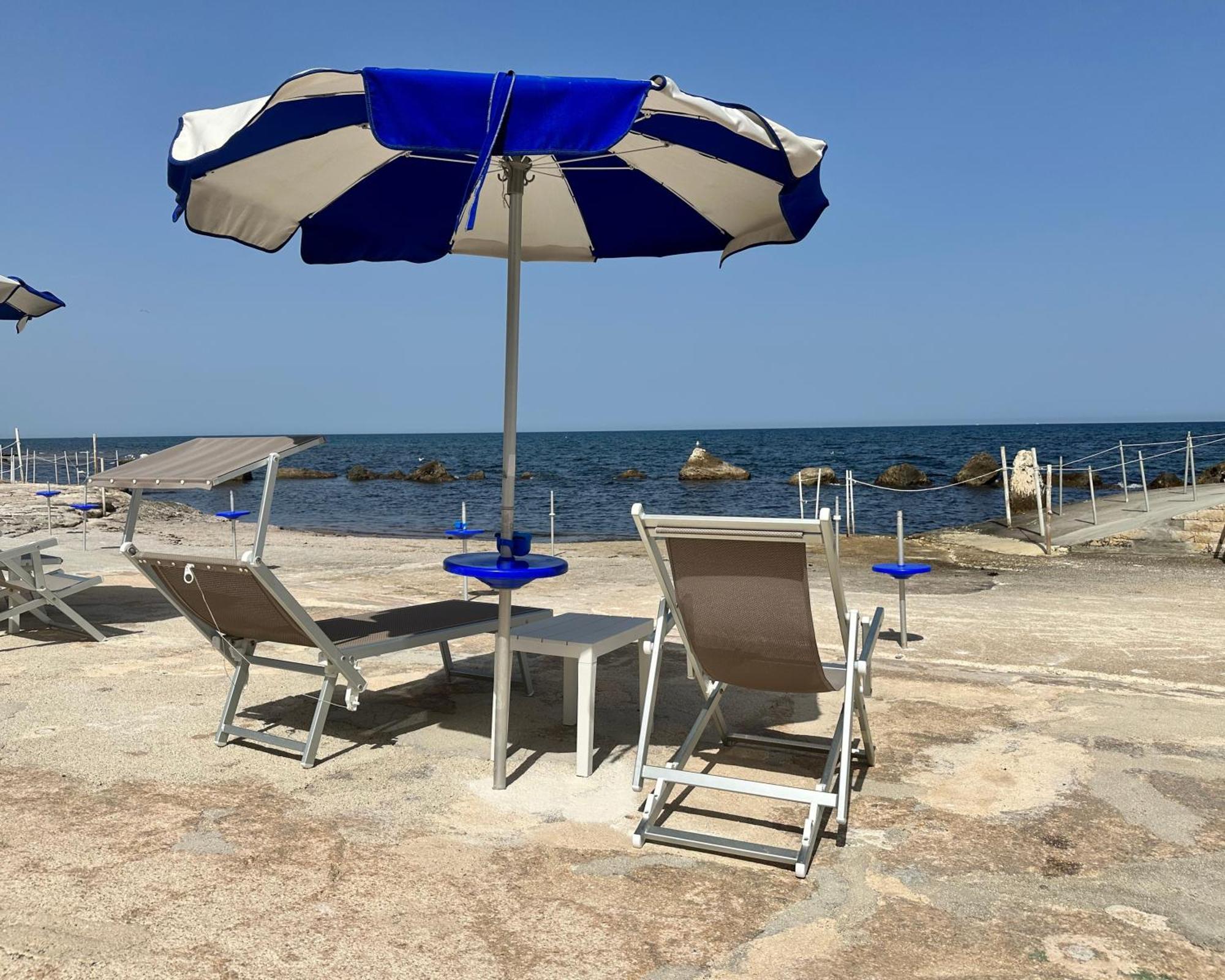 Hotel Riva Del Sole Giovinazzo Exterior foto